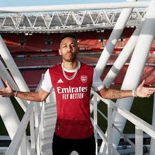 View arsenal fc scores, fixtures and results for all competitions on the official website of the premier league. Arsenal S Unveils Chevron Covered Shirt For 2020 2021 Season