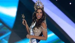 La representante española era una de las favoritas a llevarse la corona, sin embargo, quedó entre las la nueva miss universo señaló que uno de los motivos de su victoria fue su autenticidad encima del escenario, algo que cautivó a los miembros del. Paulina Vega Miss Universe 2015 Posts Facebook