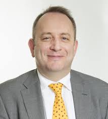 Thomas Veit's Instagram, Twitter & Facebook