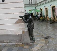 Interesting Statues Part2 Most Unusual Statues Moco Choco Statue Funny Statues Public Sculpture
