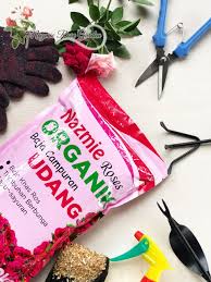 Ada juga perkataan sinonim dan berkaitan dengannya ada dipaparkan di sini. Fungsi Rose Food Baja Campuran Nazmie Rose Garden Facebook