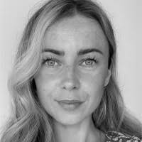 100+ perfiles de «Varcoe»