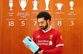 أصبح محمد صلاح نجم ليفربول والمنتخب المصري بعيد ا عن حسابات المدرب حسام البدري بعد إصابته بفيروس كورونا المستجد كوفيد 19 قبل لقاء توجو والمقرر مساء اليوم السبت. Ø¨Ø§Ù„ØµÙˆØ± Ù…Ø­Ù…Ø¯ ØµÙ„Ø§Ø­ ÙŠÙÙˆØ² Ø¨Ø¬Ø§Ø¦Ø²Ø© Ù„Ø§Ø¹Ø¨ Ø§Ù„Ø´Ù‡Ø± ÙÙŠ Ø§Ù„Ø¯ÙˆØ±ÙŠ Ø§Ù„Ø¥Ù†Ø¬Ù„ÙŠØ²ÙŠ ØµØ­ÙŠÙØ© Ø§Ù„Ø£ÙŠØ§Ù… Ø§Ù„Ø¨Ø­Ø±ÙŠÙ†ÙŠØ©