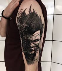 Shoulder Joker Tattoo Tatuaje Joker Tatuajes Increibles Disenos Para Tatuajes