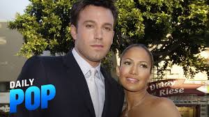 Lo que todo el mundo esperaba, la cantante jennifer lopez y el actor ben affleck fueron captados besándose, lo que pudiera confirmar su romance. Jennifer Lopez Ben Affleck S Montana Vacation Photos Daily Pop E News Youtube