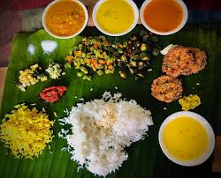Traditional South Indian Lunch in Banana Leaves ❤️❤️