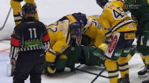 Om två timmar släpps äntligen pucken igen! Bjorkloven If Vs Sodertalje Sk Fight Youtube