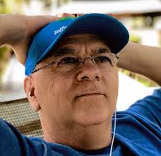 Jerry Lux's Instagram, Twitter & Facebook