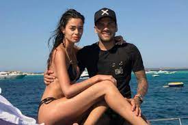 Jun 21, 2021 · ainda com restrições, daniel alves treina com o elenco do são paulo (crédito: Esposa Influenciou Ida De Daniel Alves Ao Paris Saint Germain Veja