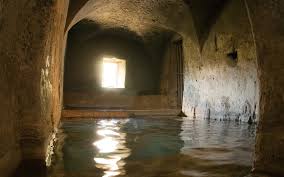 Siamo felici di tornare ad accoglierti a bormio in una nuova atmosfera di esclusività e pace. Bagni Romani Qc Terme Bagni Vecchi Di Bormio