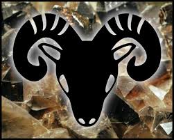 Te trzy znaki zodiaku uchodzą za najmądrzejsze. Mineraly Wedlug Znakow Zodiaku Rodzimowiedzma Sklep Ezoteryczny Runy Bizuteria Swiece Kadzidla Handmade