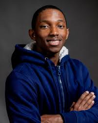 Finding Home... Ethan Henry Mentor(s): Sabienea Winston "We're both  international students from Antigua, and it was through her that I  discovered Geneva. She assisted me in the application process and connected  me