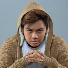 Neil Poral (@neilporal)