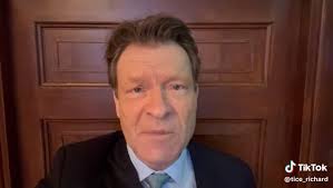 My name is Daniel Matchett and I am your Reform UK Parliamentary Candidate  for Rossendale and Darwen. "My Politics has never changed...it's the  parties that have changed". It's time for something different!