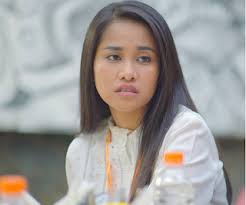 Dengan gayanya yang khas, dia membuat sedikit diferensiansi. 5 Artis Cantik Ok Jek Kaskus