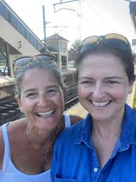 Annie Becker (@anniebecker_newport) • Instagram photos and videos