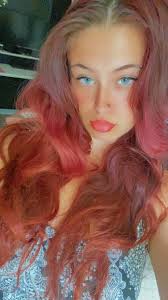 Heyyyy! Just looking for sum friends to play fort w! Lmk if anyone's  down❤️❤️ I have a mic but if you don't it's ok! We can chat