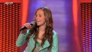 Pour certains, elle était trop sexy, trop assurée, trop vulgaire. The Voice Kids Audities Demi Video Dailymotion