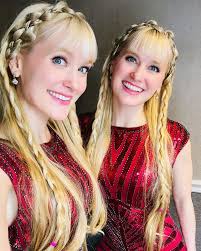 We had such a wonderful weekend performing at and representing our DAR  chapter as voting delegates at the 129th Illinois State Conference of the  Daughters of the American Revolution! 🇺🇸⭐️🇺🇸⭐️ Such an