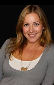 SPOTLIGHT ON GEORGINA BOWMAN: She began her broadcasting career in the  early 1990s at Radio City as a news journalist. In the mid-1990s, she  worked as a journalist at Rock FM, in