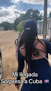 Llegada Sorpresa a Cuba: Un abrazo inolvidable
