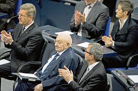Bis zur letzten runde, die er am 14. Judische Rundschau 6 70 Juni 2020 Dem Literaturpapst Marcel Reich Ranicki Zum 100 Geburtstag
