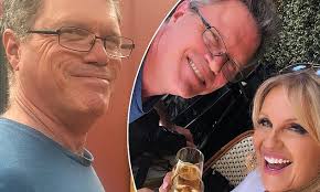 MAFS star Melissa Walsh enjoys a lovely day of art in Paris with new artist  beau Fred Whitson