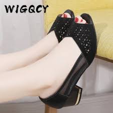 Chaussures converses blanches chaussures talons bottes talons chics chaussure femme tendance chaussures sneakers femme chaussure fashion chaussure talon femme chaussure mode sandale talon carré. Escarpins D Ete A Bout Ouvert Pour Femmes Sandales A Talons Hauts Ajoure Chaussures De Bureau A Talon Carre Aliexpress