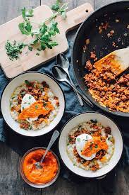 Savory Spanish Oatmeal Destination Delish Recipe Savory Oatmeal Savory Oatmeal Recipes Oatmeal Recipes