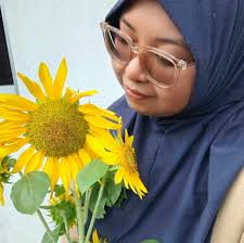 Gigih igat paku pakis cabut p tanam.. Hihi Jiran kata bkn paku pakis Nayaa 