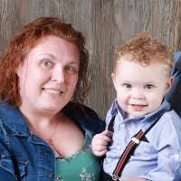 Angela Batt's Instagram, Twitter & Facebook