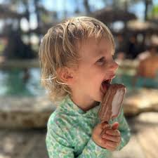 2025's FIRST FINISHED MURAL 🙌 Give it up for Tony Amaral