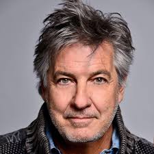 Stephen Schubert's Instagram, Twitter & Facebook