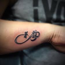 Mais l'infini peut aussi être le symbole d'une amitié infinie. 1001 Idees Tatouage Infini Un Motif Pour L Eternite