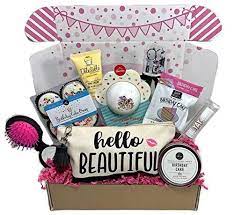 Women S Birthday Gift Box Set 9 Unique Surprise Gifts For Wife Aunt Mom Girlfriend S Surprise Birthday Gifts Online Birthday Gifts Best 21st Birthday Gifts