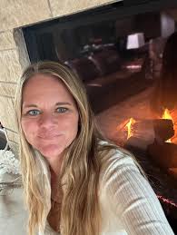 No matter how powerful you are, you will one day be laid to rest. Death is  no respecter of person! Accept Jesus Today!