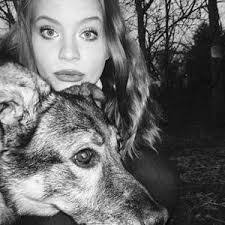 Brianna Clow's Instagram, Twitter & Facebook