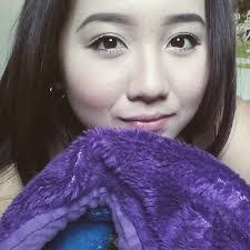 Tong Vang's Instagram, Twitter & Facebook