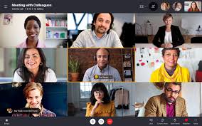 The next generation of skype from microsoft gives you better ways to chat, call, and plan fun things to do with the people in your life every day. La Derniere Version De Skype Insider 8 65 Est Livree Avec Des Suggestions Intelligentes Un Flou D Arriere Plan Et Plus Encore Websetnet