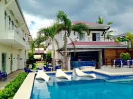 ¿qué opciones de comidas y bebidas están disponibles en white sand beach resort? 2019 Best Zambales Beach Resort The Pinay Solo Backpacker Blog