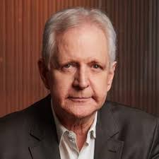 Bruce Bernardo's Instagram, Twitter & Facebook