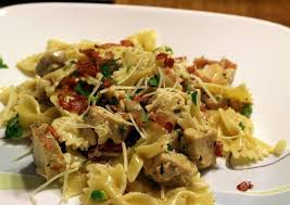 Serve with grated parmesan cheese on top. Chicken And Farfalle Pasta In A Roasted Garlic Cream Sauce Recipe By Amanda Cookpad