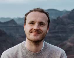 🎉Welcome to our new members! Let's introduce ourselves: our first expats  group was born in Barcelona in 2012, and today we are the largest Facebook  community dedicated to Expats in Spain and