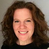 Lynn Bomar's Instagram, Twitter & Facebook