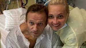 Публикация от алексей навальный (@navalny). Leonid Volkov Navalnyj Zhiv Vo Mnogom Blagodarya Merkel Novosti Iz Germanii O Germanii Dw 22 09 2020