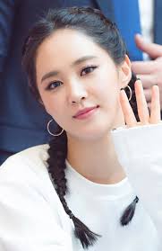 Kwon Yuri A Comprehensive Guide To Her Life Career And Achievements Height-