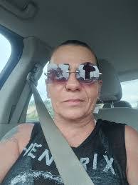 Michelle Kincer's Instagram, Twitter & Facebook