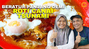 Masukan telur serta air, aduk dan bisa uleni adonan sampai kalis. Roti Tsunami Pak Ali Roti Canai Banjir Special Icookasia Youtube