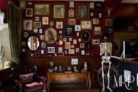 Pin By Ken Loves Ink On Cool Art Tattoo Shop Interior Tattoo Studio Interior Tattoo Shop Decor