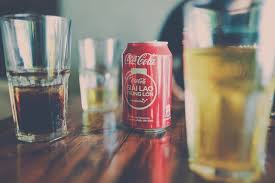 Liter of cola, do we make liter of cola? So Viel Zucker Enthalten Coca Cola Co Pepsi Mountain Dew Schweppes Codecheck Info